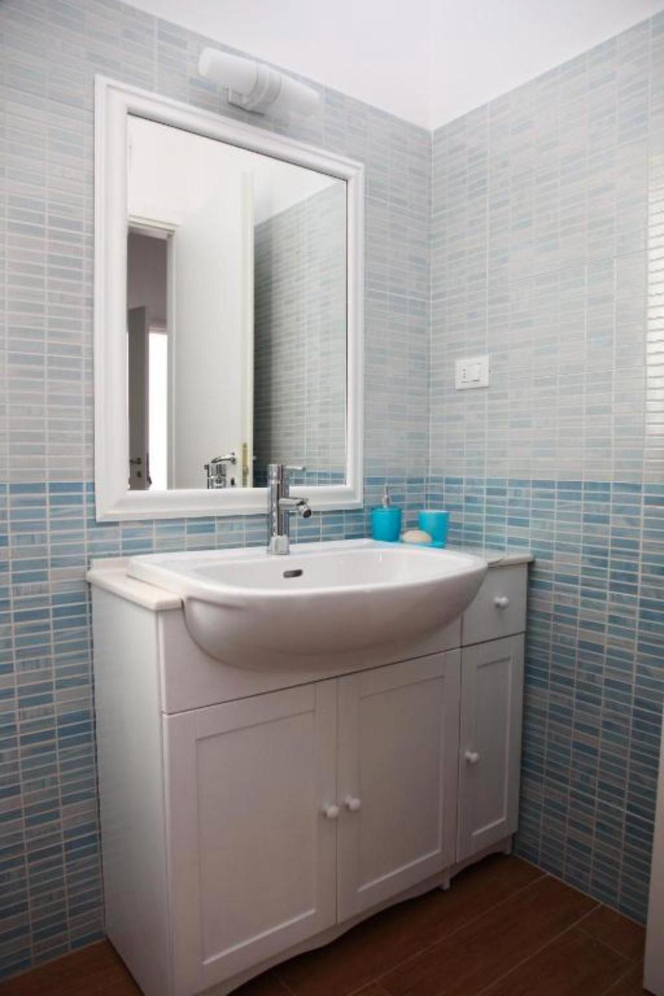 Bed And Breakfast Bagno Venezia Marina Di Carrara Esterno foto