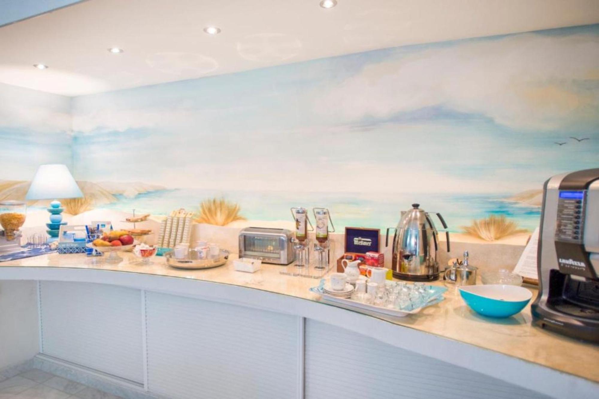 Bed And Breakfast Bagno Venezia Marina Di Carrara Esterno foto