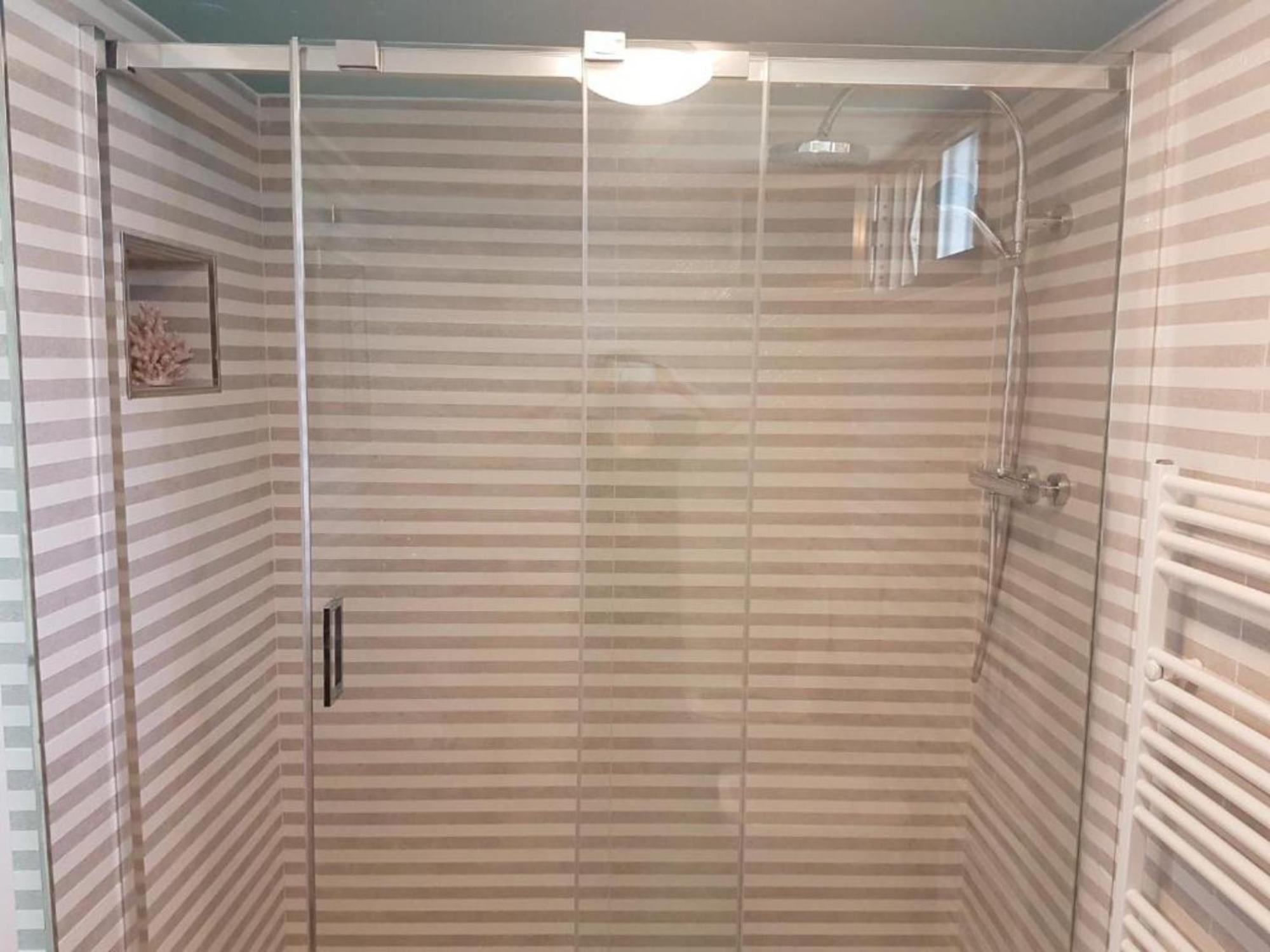 Bed And Breakfast Bagno Venezia Marina Di Carrara Esterno foto
